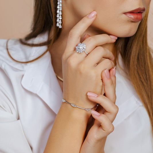 14K 7 Oval Diamond Bangle