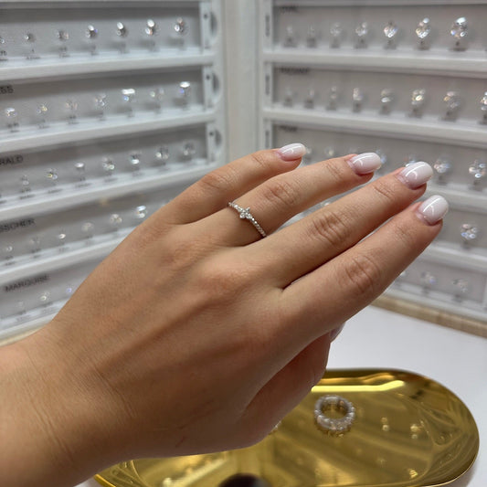 18K Clover Diamond Beaded Ring