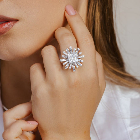 18k Fancy Diamond Ring