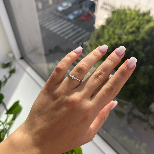18K White Gold Diamond Cross Ring