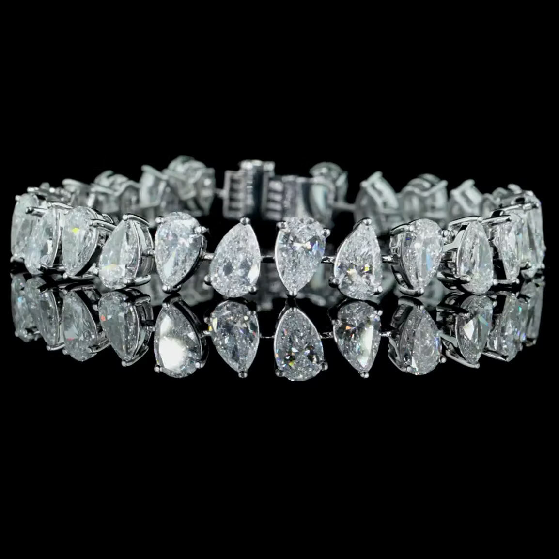 19.73 ct. Pear Diamond Tennis Bracelet