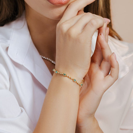 14K Diamond with Emerald Gem Stone Bracelet