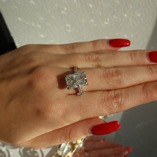 Lumière Radiant Diamond Pavé Ring
