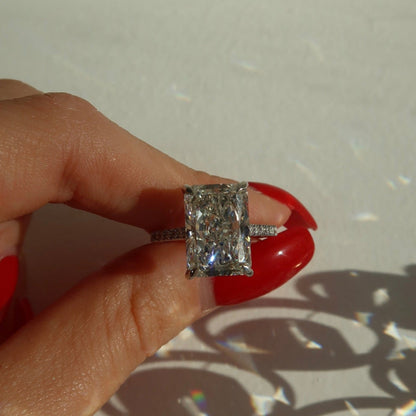 Lumière Radiant Diamond Pavé Ring