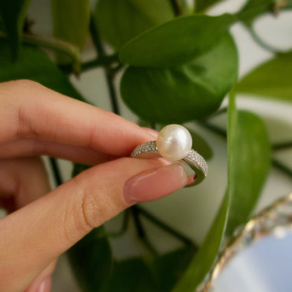 Pearl and Diamond Pave Ring (14k White Gold)