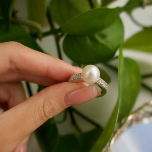Pearl and Diamond Pave Ring (14k White Gold)
