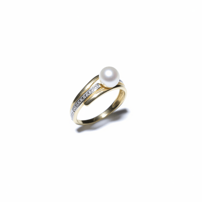 The Aurelia Pearl Ring